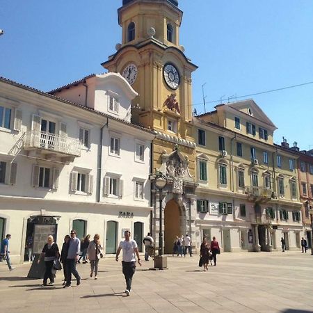 Studio Apartment Diana Rijeka Luaran gambar